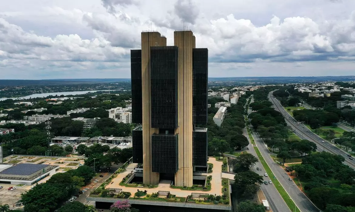 Copom faz sexta reunião do ano nesta semana